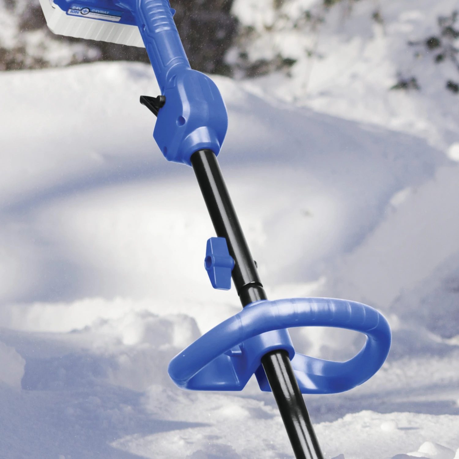 Snow Joe 24V-X2-13SS 48-Volt* IONMAX Cordless Snow Shovel Kit | 13-inch | W/ 2 X 4.0-Ah Batteries + Dual Port Charger 8 Snow Joe 24V-X2-13SS 48-Volt* IONMAX Cordless Snow Shovel Kit | 13-inch | W/ 2 X 4.0-Ah Batteries + Dual Port Charger - Image 8