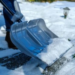 18" Poly Lightweight Snow Shovel -Snow Gear Shop Great20States20Corp20dba20American20Lawn20Mower20Co 1xxSnowShovelsxx10xxf13738