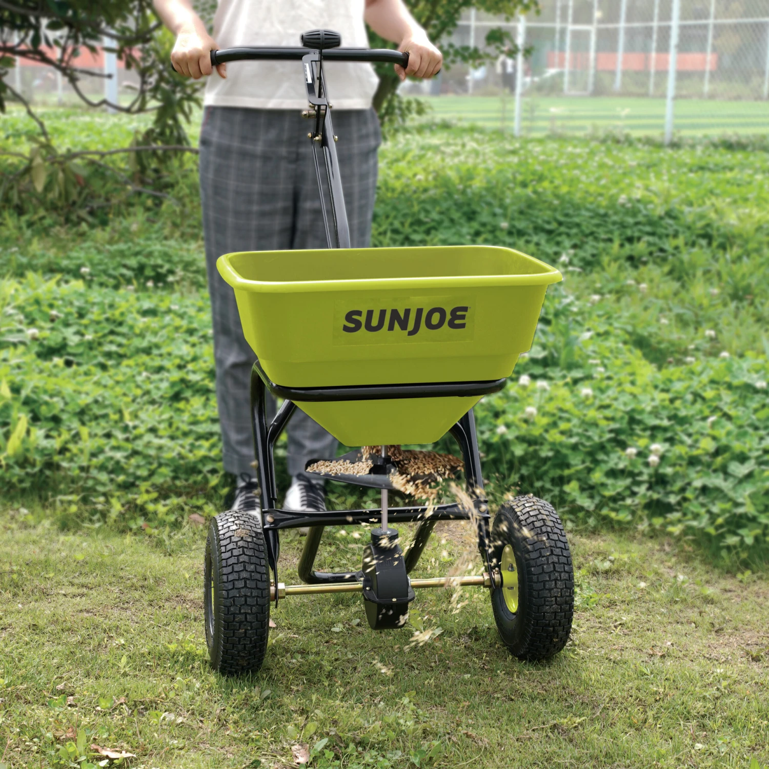 Sun Joe SJ-WBS70 Multi-Purpose Walk-Behind Spreader | 70 Lb. Capacity | Spreads Ice Melt, Grass Seed, Weed Killer, And More 4 Sun Joe SJ-WBS70 Multi-Purpose Walk-Behind Spreader | 70 Lb. Capacity | Spreads Ice Melt, Grass Seed, Weed Killer, And More - Image 4